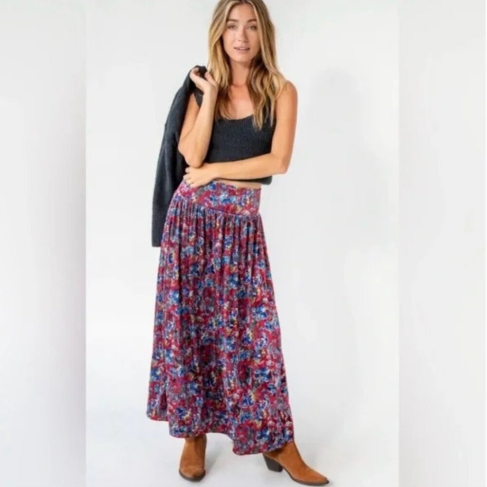 Natural Life Lisa Velvet Maxi Skirt Smocked Back Pull-on Red Blue Floral MEDIUM